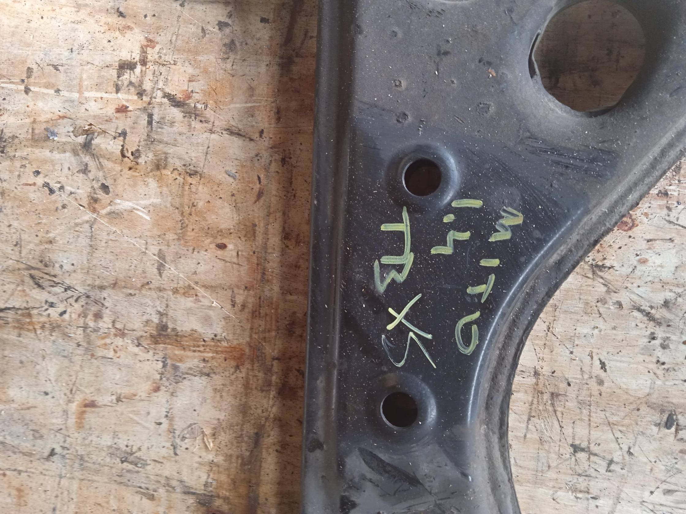 Braccio oscillante sosp. ant. sx.